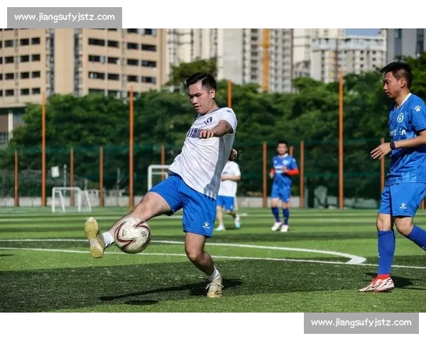高清足球直播尽享激情赛事全程追踪最强战况实时更新 - 副本 (8) 高清足球直播尽享激情赛事全程追踪最强战况实时更新 - 副本 (8)