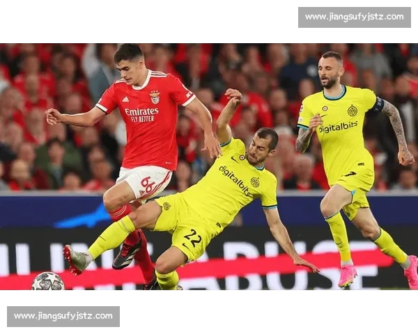 欧冠在线平台：实时赛事直播、精彩回放与深度数据分析一站式体验